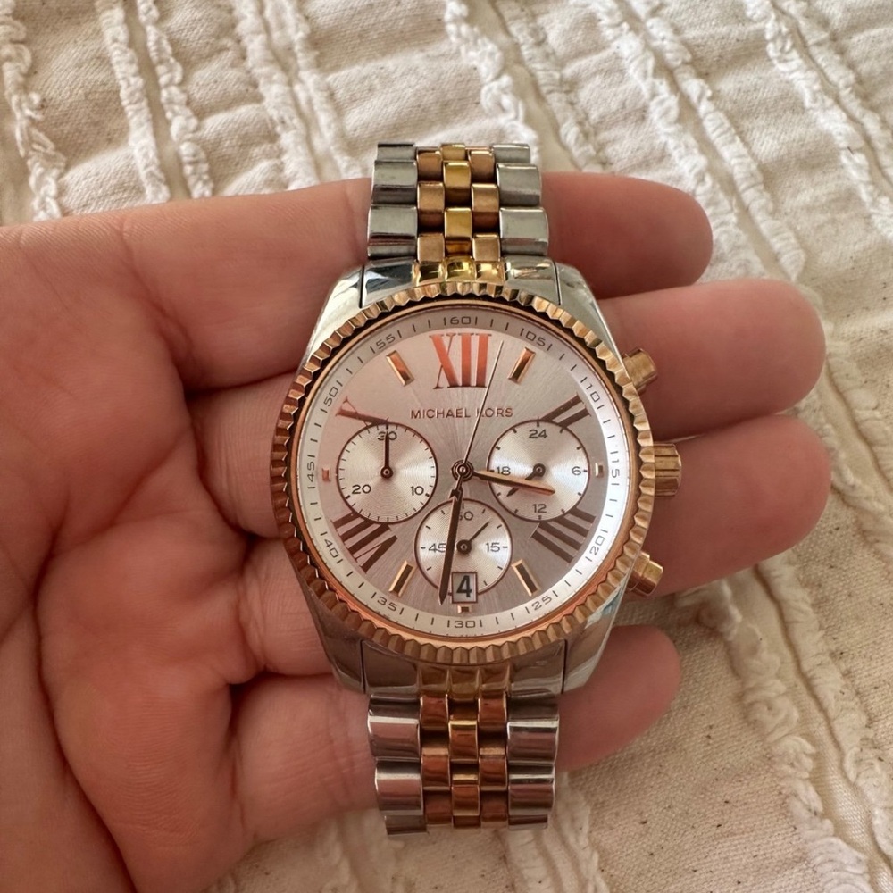 Michael Kors Lexington Women's  Stainless Steel Watch
